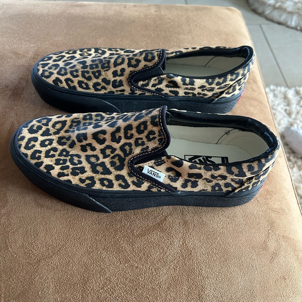 Too big…I wish they fit!!